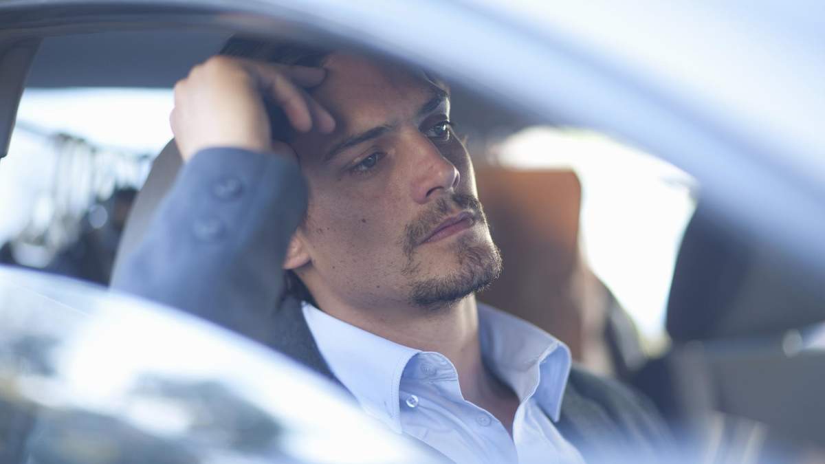Хлопець боїться серйозних стосунків: які важливі ознаки Хлопець боїться серйозних стосунків: які важливі ознаки