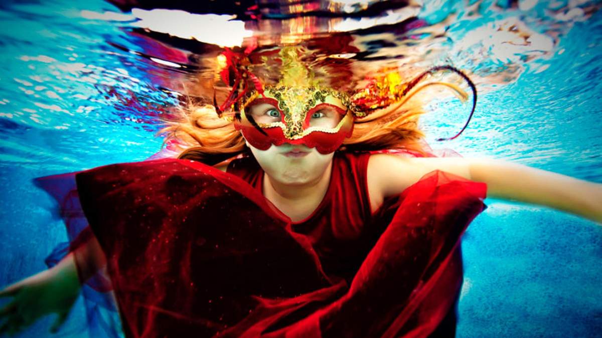 Дитяча фотосесія під водою: що хотів передати фотограф Адам Опріс Дитяча фотосесія під водою: що хотів передати фотограф Адам Опріс